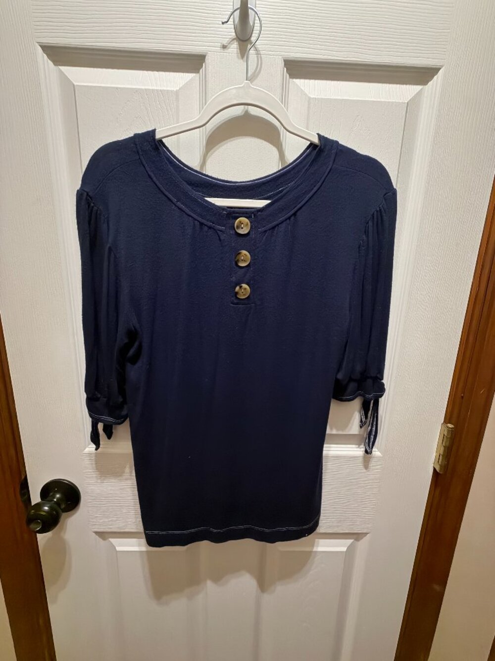 Kim & Cami Navy Blue Henley Tie-Sleeve Top- Size Small